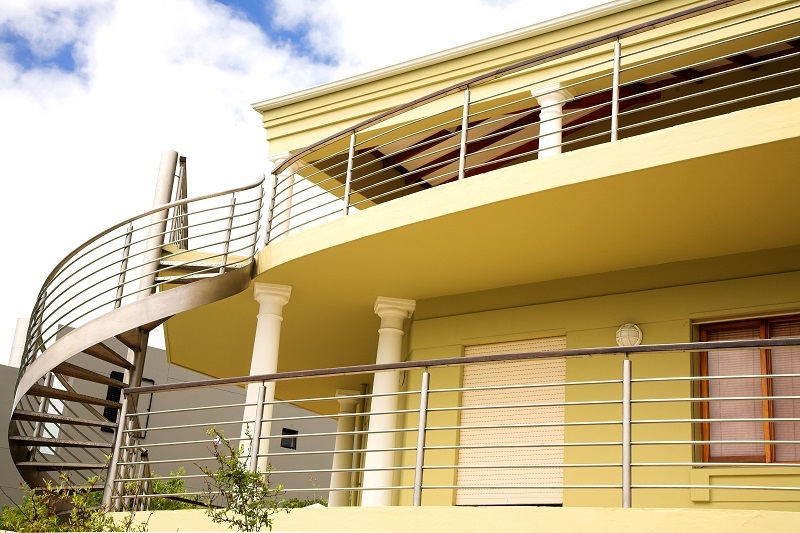 A Look at The Major Benefits of Stainless Steel Balustrade
