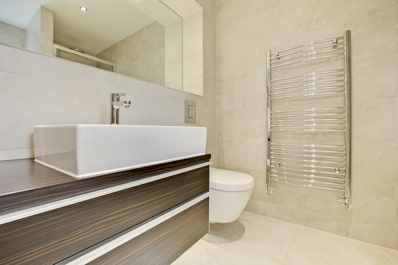 A Helpful Buying Guide for Bathroom Towel Rails