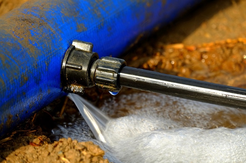 How to easily fix a garden hose if it leaks