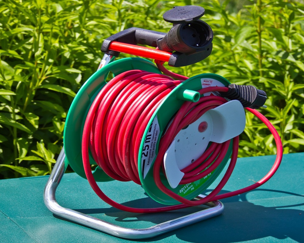 What To Consider Before Buying A Garden Hose Reel?