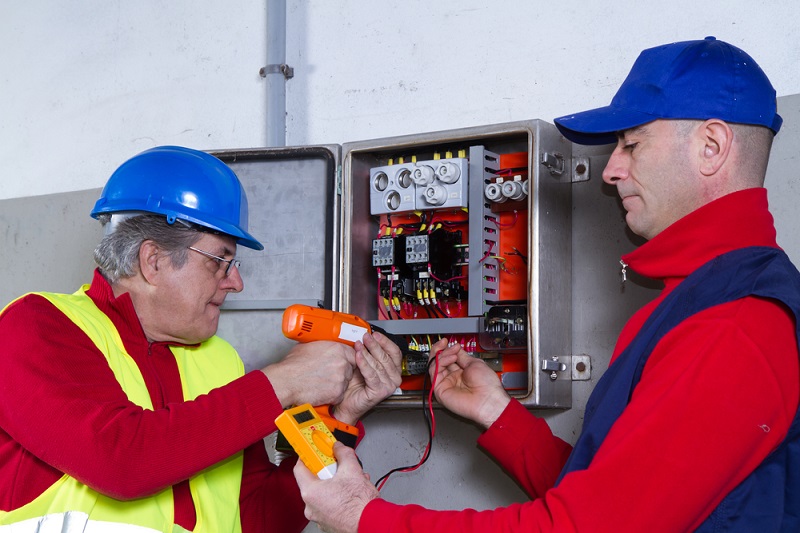 Commercial-Electrician-Service-Albert-Park