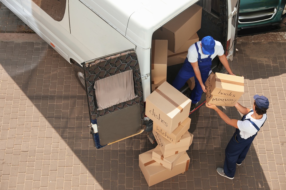 Seamless Transitions: Discovering the Advantage of Employing a ‘Man with a Van’ Moving Service